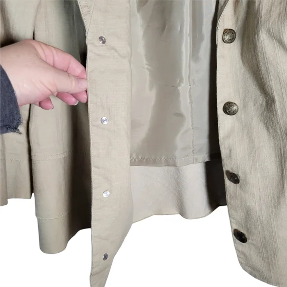 Roz & Ali tan cropped 3/4 sleeve open front blazer Size 1X - Picture 4 of 10